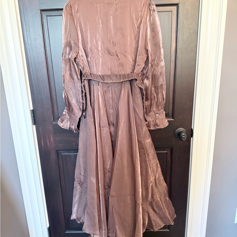AKIRA Shimmering Maxi Coat or overlay dress in copper/Brown - Picture 6 of 10
